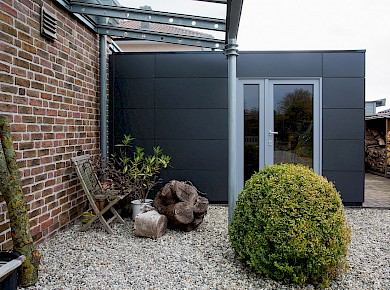 Gartenhaus Puuro mit Glastür