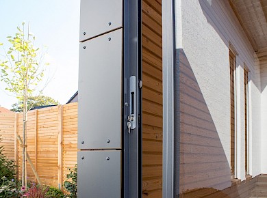 Gartenhaus 3in1: Garage, Sauna, Geräteraum